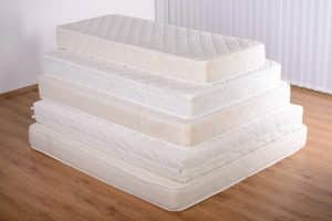 Matelas en mousse ou matelas à ressorts : lequel choisir ?