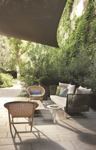 Comment instaurer une ambiance lounge dans son jardin?