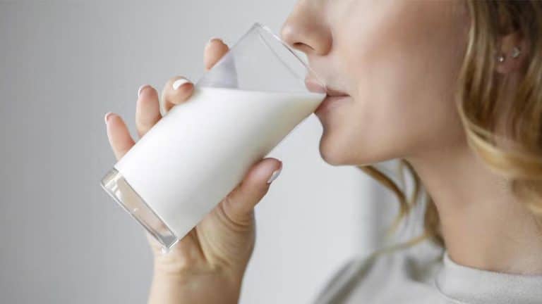 Ce lait écrémé tant prisé serait un piège pour votre santé : les révélations surprenantes d’un nutritionniste Ce lait écrémé tant prisé serait un piège pour votre santé : les révélations surprenantes d’un nutritionniste !