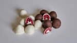 Ces 3 recettes de chocolats maison transforment Noël en un festin de saveurs et de bienfaits inégalés