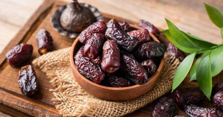 Ces petites merveilles sucrées regorgent de nutriments : découvrez comment 45g de dattes par jour transforment votre santé Ces petites merveilles sucrées regorgent de nutriments : découvrez comment 45g de dattes par jour transforment votre santé