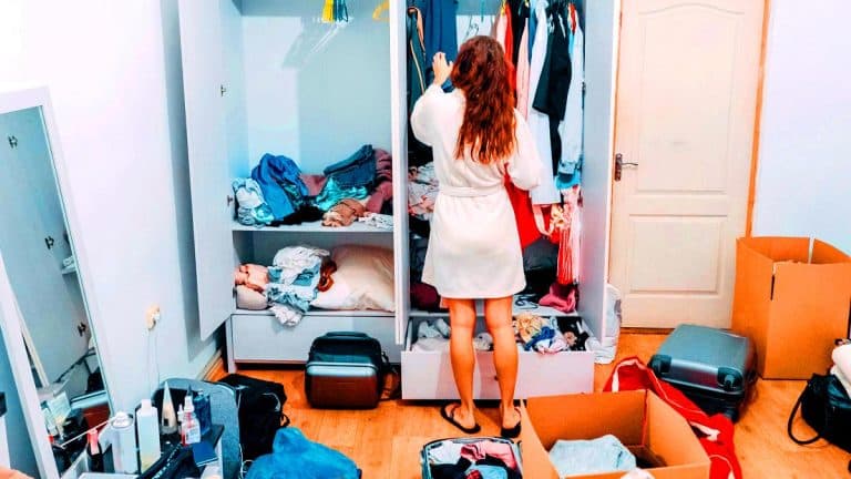 Vous stockez peut-être ces objets au mauvais endroit : ces 10 articles ne devraient jamais être stockés dans votre réfrigérateur Ces 10 aliments détruisent leur saveur au frigo : découvrez pourquoi votre réfrigérateur est leur pire ennemi
