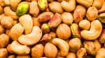 Ces fruits secs remplacent le Botox : amandes et noix de cajou boostent le collagène et régulent la glycémie après 40 ans