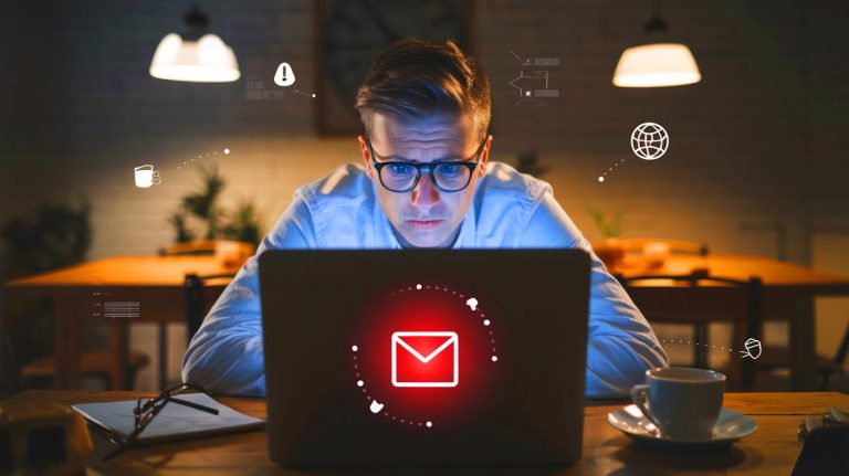 Cette arnaque Gmail imite la voix d’employés Google : 2,5 milliards d’utilisateurs en danger face à une IA ultra-réaliste Cette arnaque Gmail imite la voix d’employés Google : 2,5 milliards d’utilisateurs en danger face à une IA ultra-réaliste