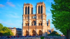 Illustration de la réouverture des tours de Notre-Dame lors des Journées européennes du patrimoine.